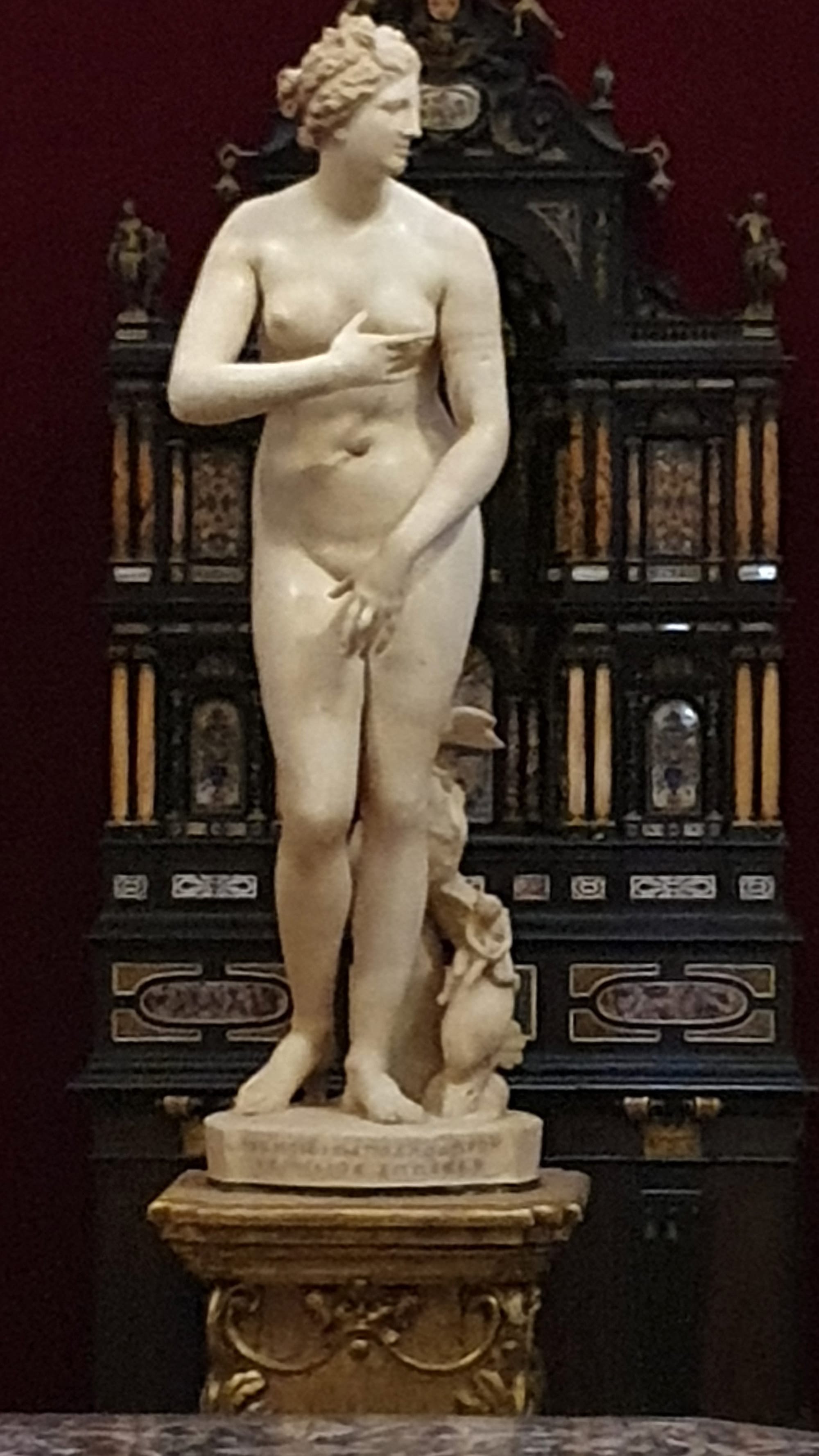 The Venus de' Medici marble statue